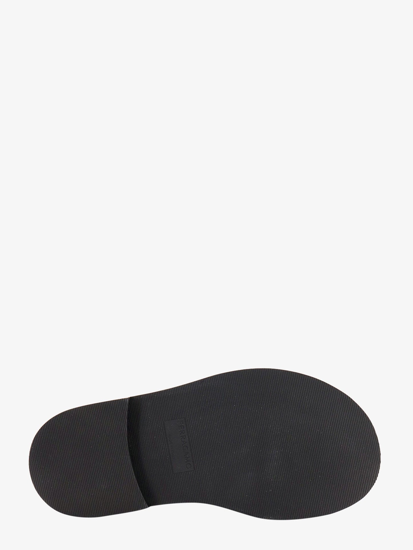 Leather sandals with embossed logo on the side