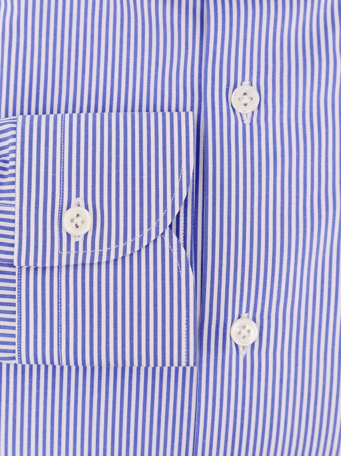 Classic cotton shirt
