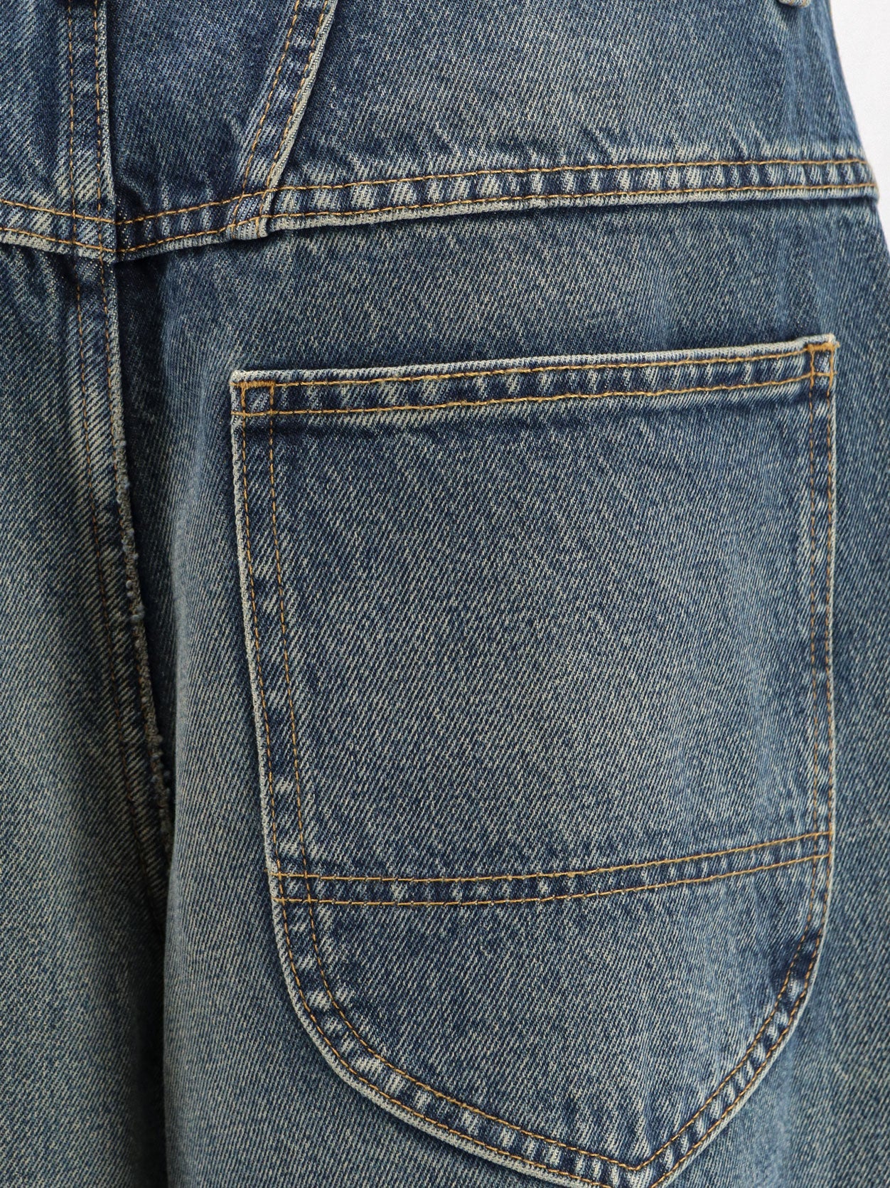 Jeans Deni-X in denim sostenibile