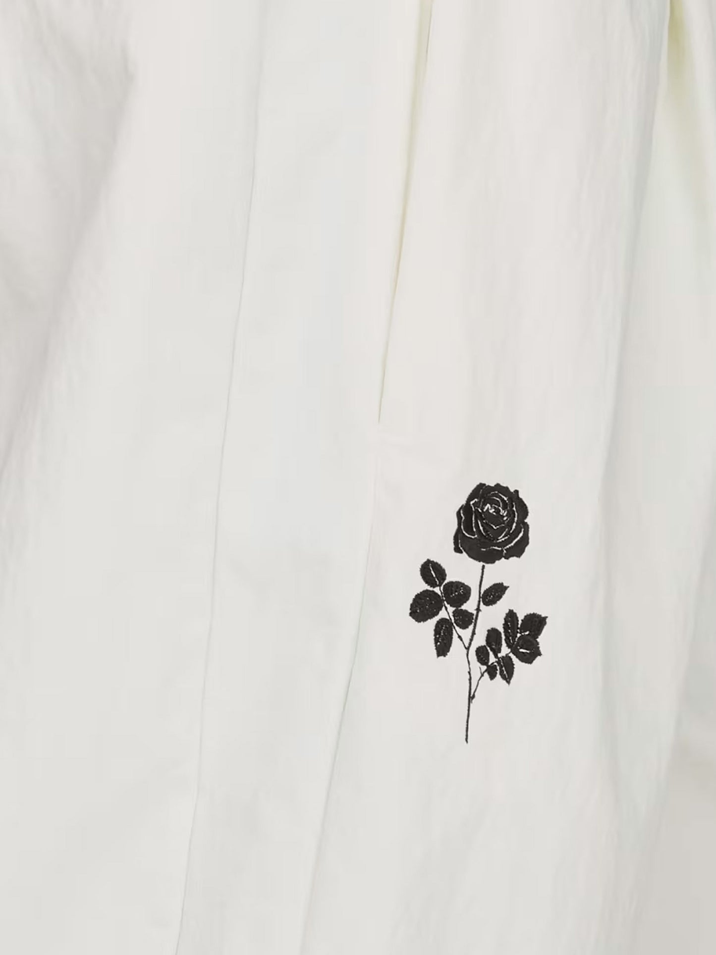 Pantaloni il nylon riciclato