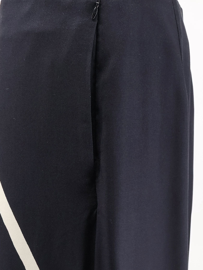 Viscose trousers with bicolor print