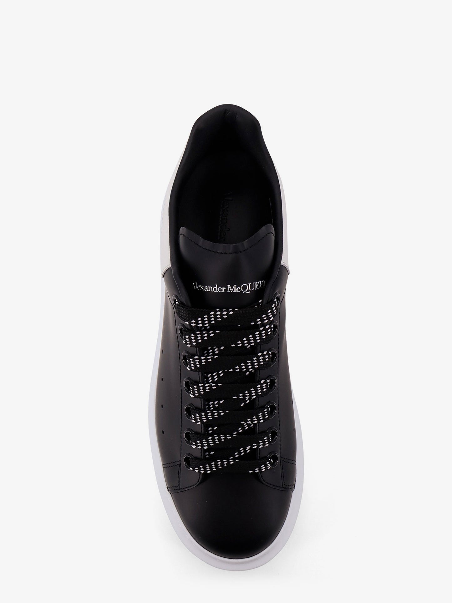 Low-top leather sneakers
