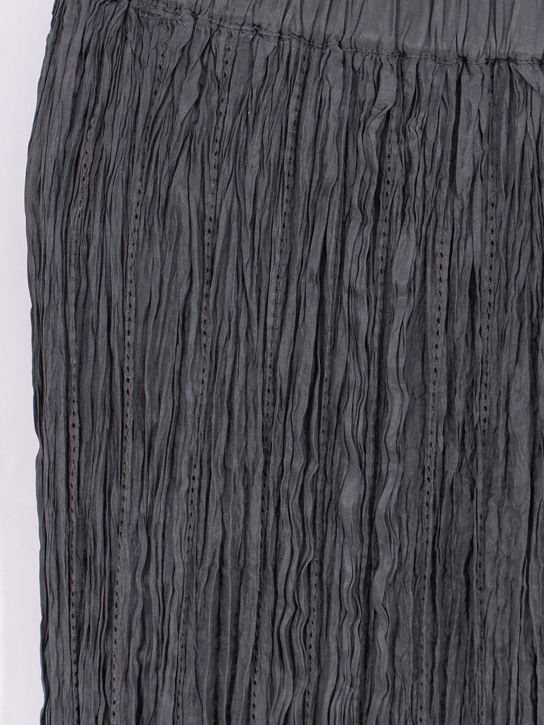Wrinkled viscose skirt