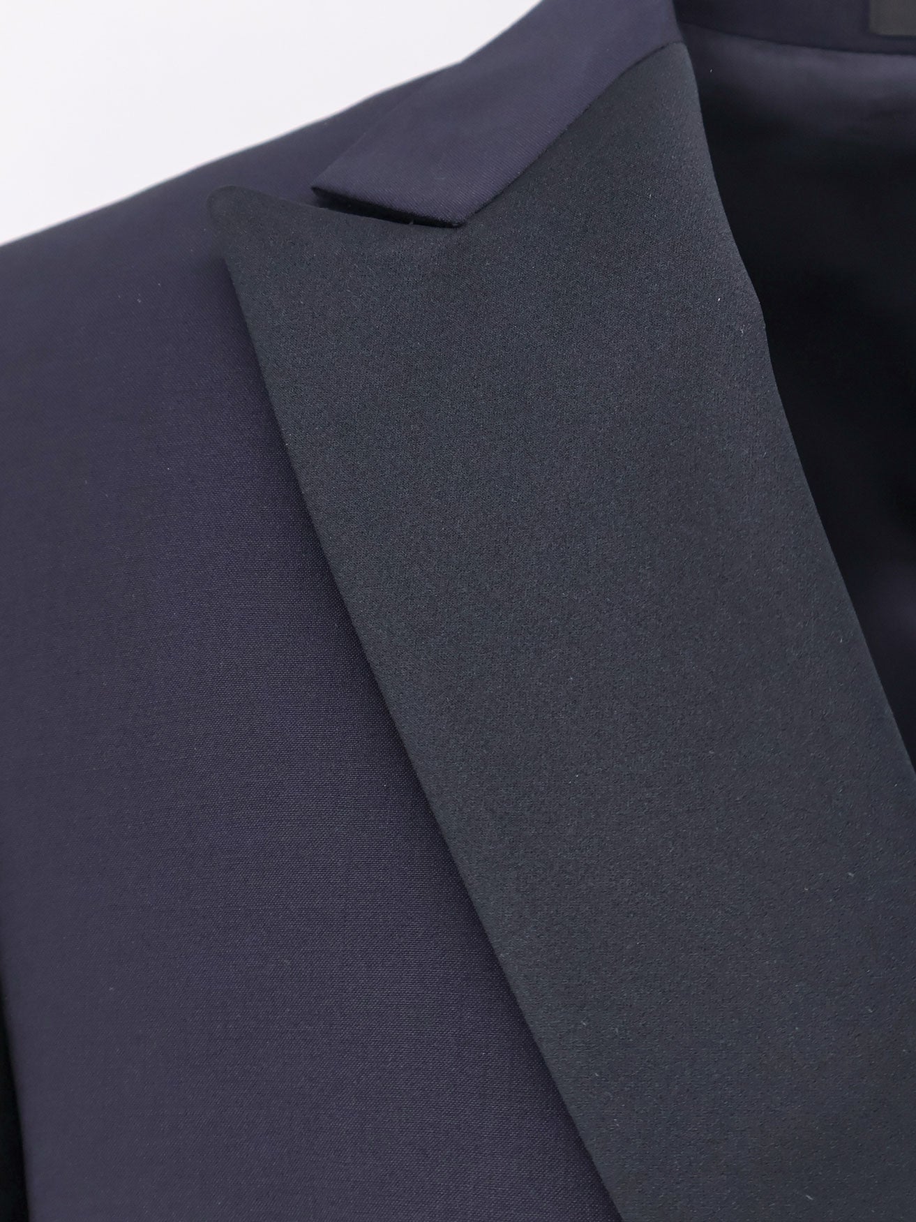 Virgin wool and mohair tuxedo