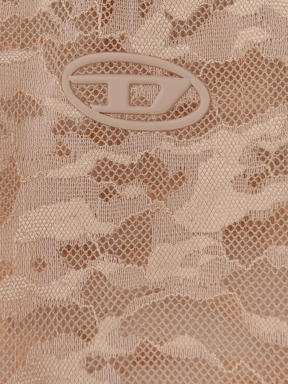 Kasia-Utlt Lace T-Shirt
