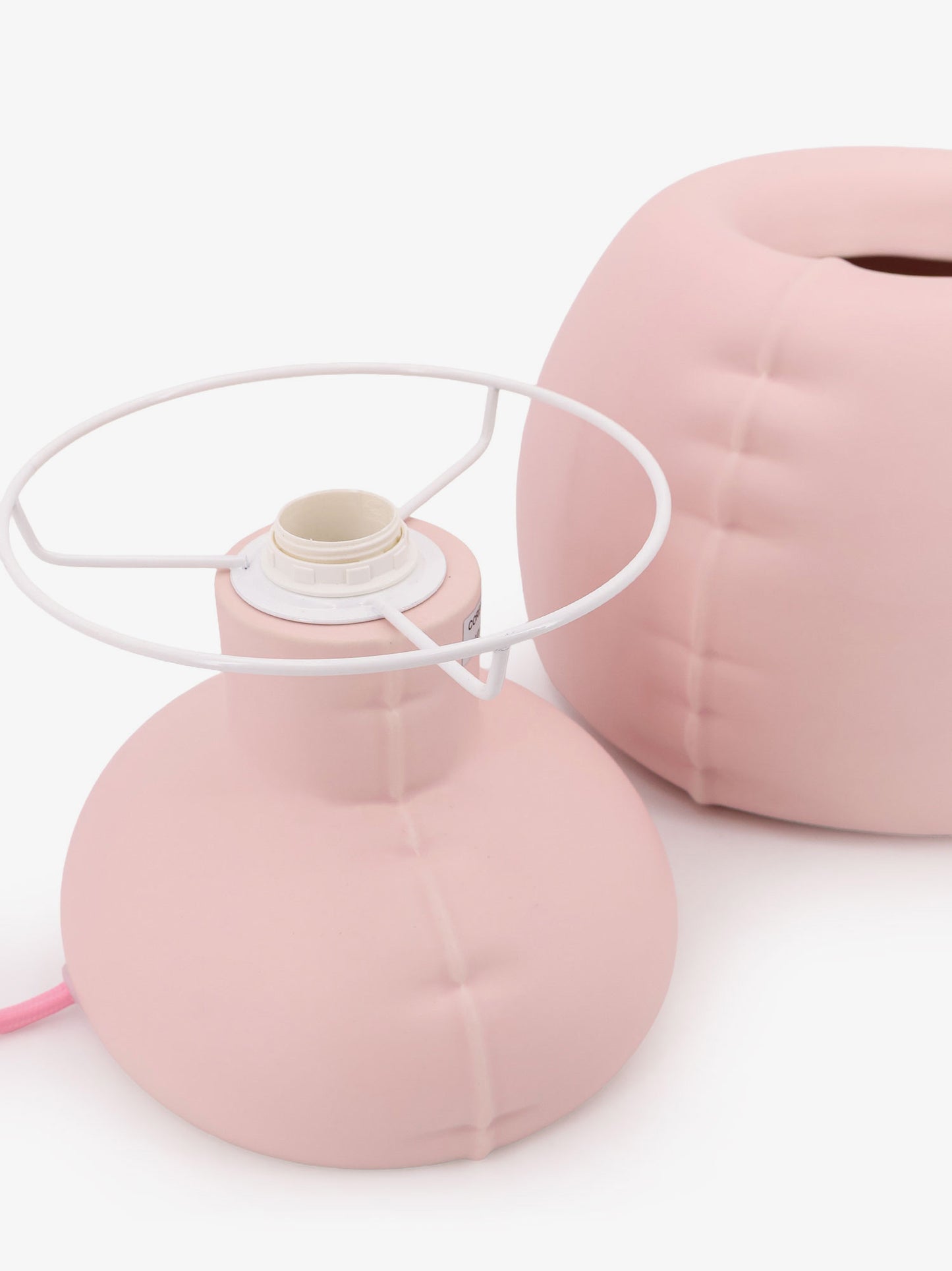 Ceramic table lamp