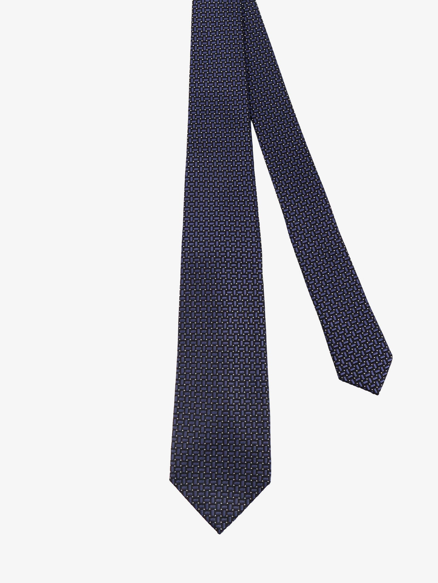Silk tie