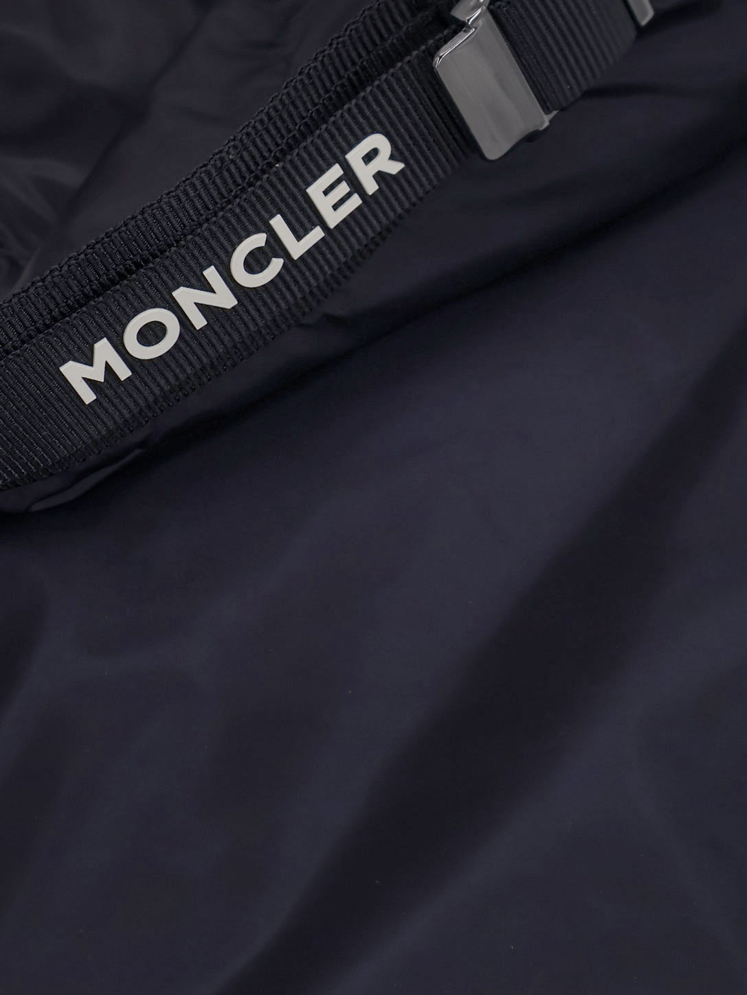 Trestraou down jacket with grosgrain profiles