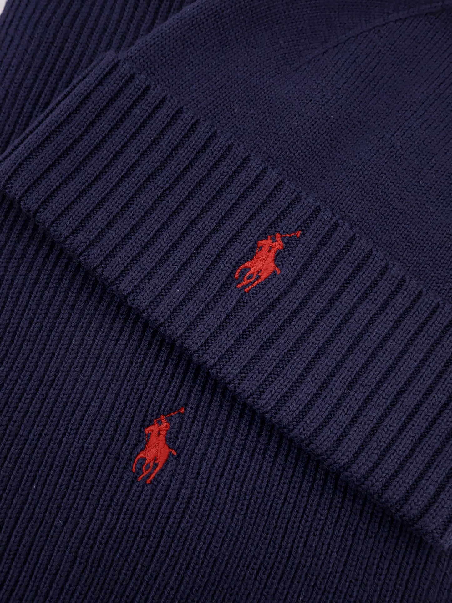 Wool Scarf/Hat Box