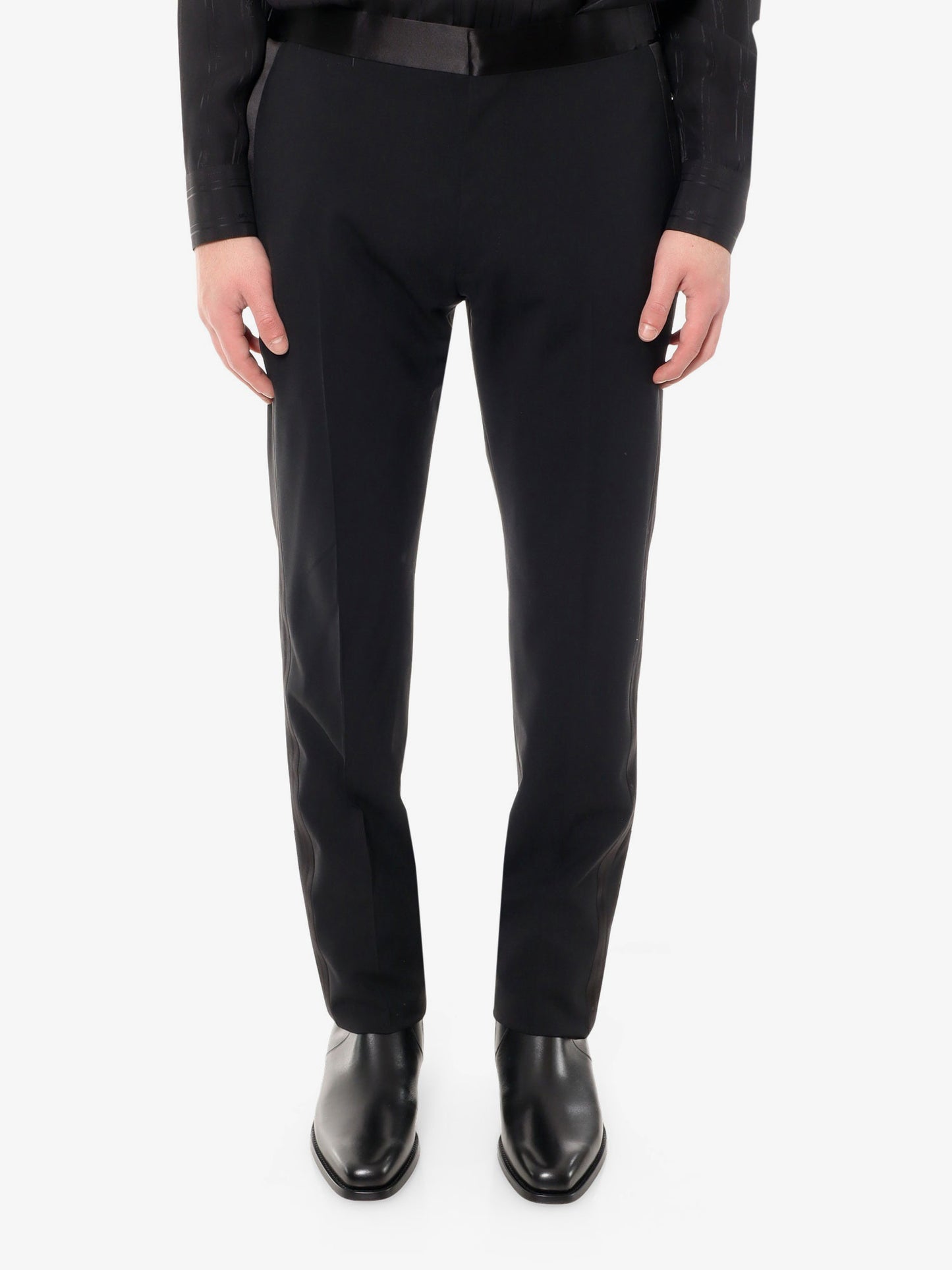 Pantalone in lana vergine con profili in satin