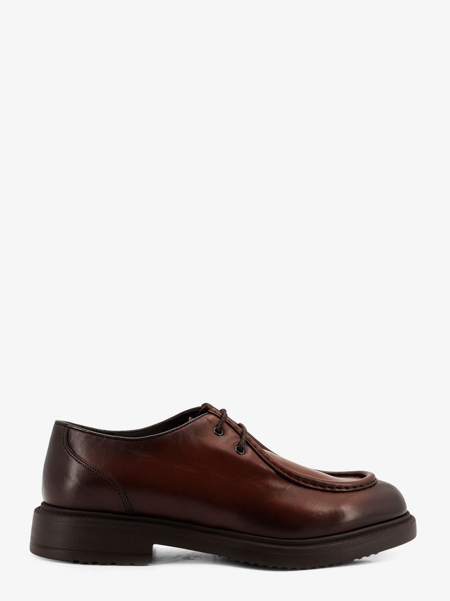 Lace up shoes