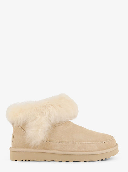 W Classic Ultra Mini suede boots thumbnail