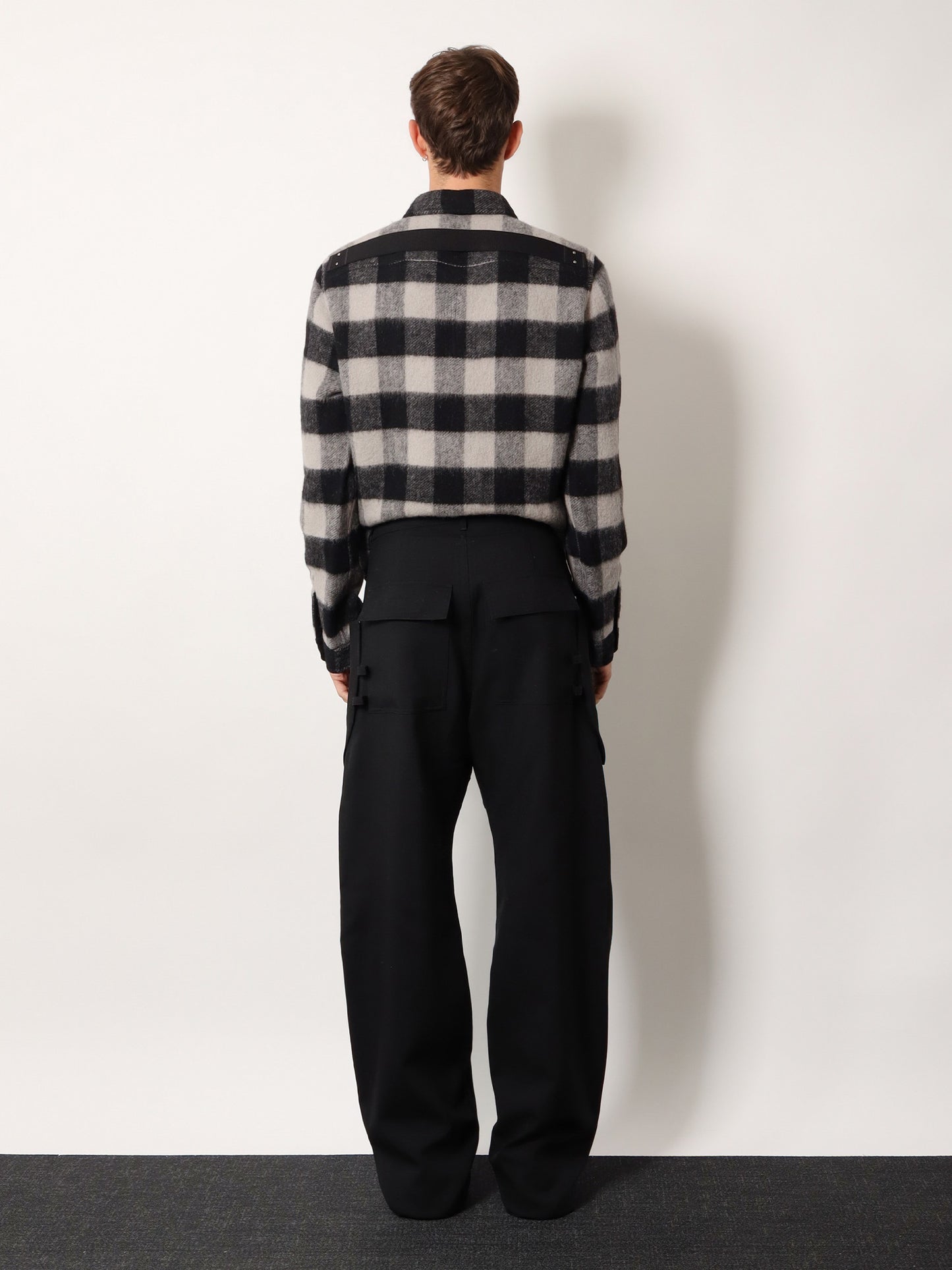 Pantaloni Stefan Cargo in lana vergine