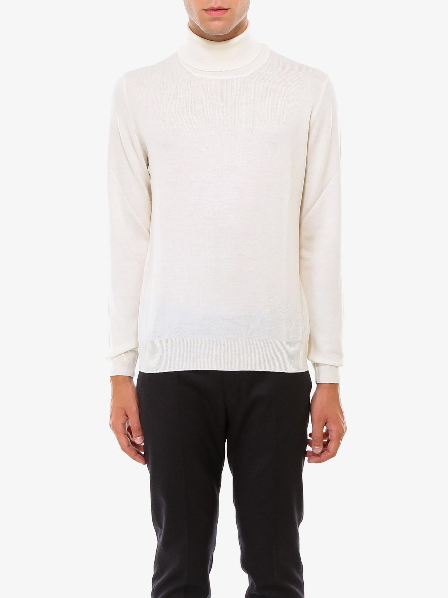 Virgin wool sweater