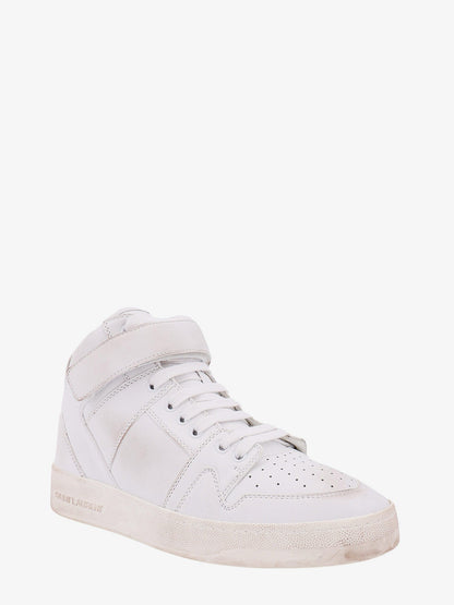 Leather sneskers with washed-out effect thumbnail