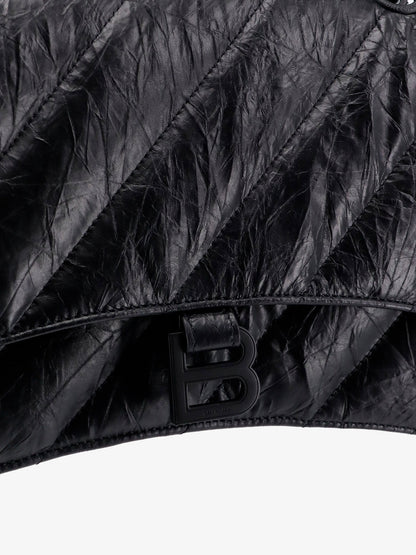 Matelassé leather shoulder bag with frontal monogram thumbnail