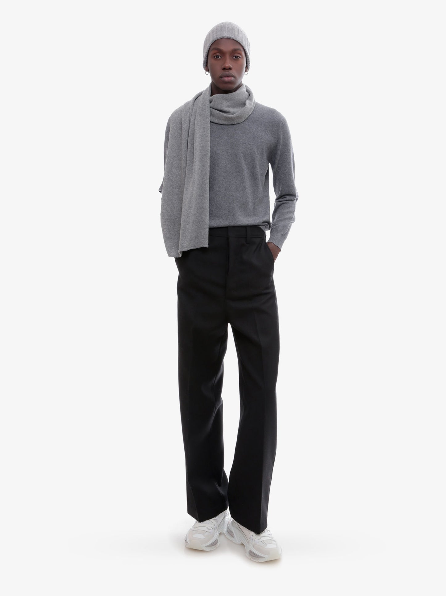 Cashmere basic sweater