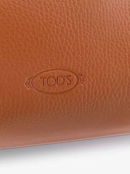 Borsa a spalla in pelle media con doppio manico in pelle, tasche interne e logo inciso thumbnail