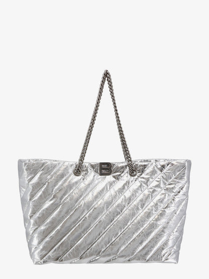 Borsa a spalla in pelle trapuntata con monogramma forntale thumbnail