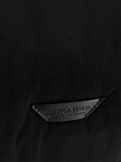 Borsa a spalla in nylon imbottito con patch logo thumbnail