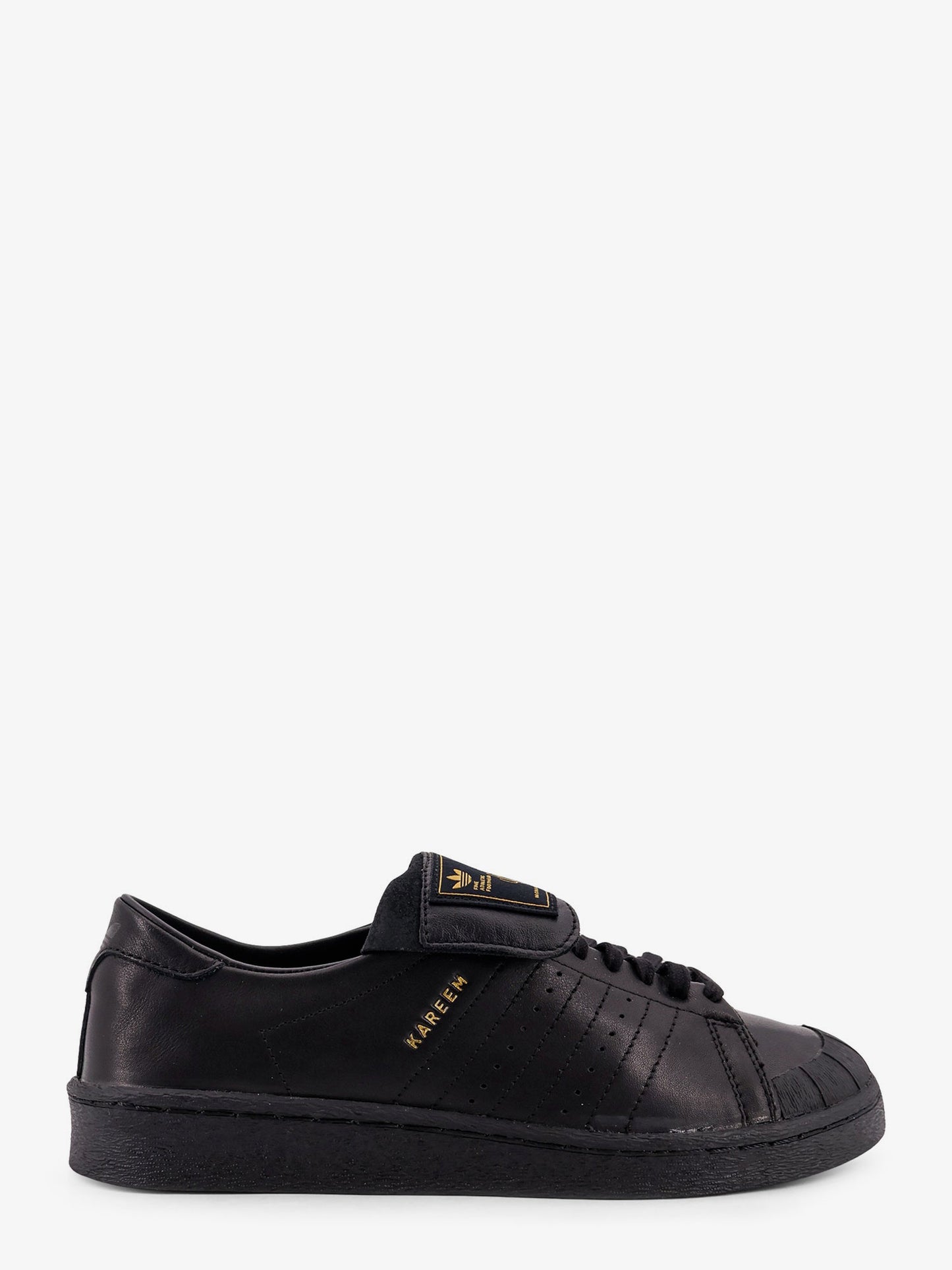 Leather sneakers