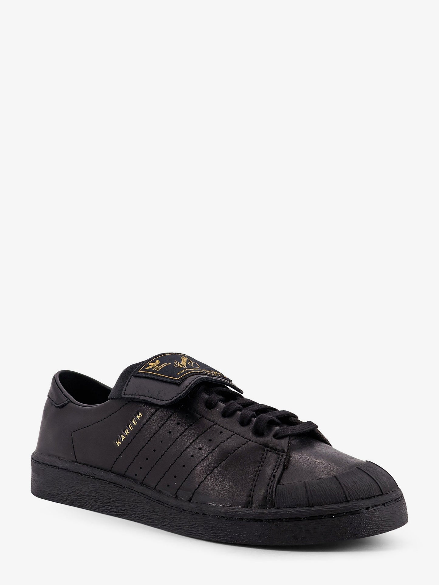 Leather sneakers