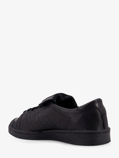 Leather sneakers thumbnail