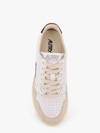 Medalist Low leather low-top sneakers with suede inserts thumbnail