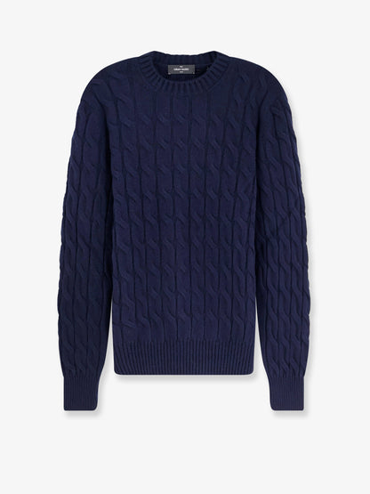 Cashmere sweater thumbnail