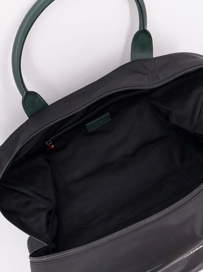 Nylon travel bag thumbnail