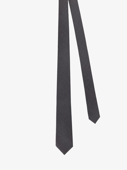 Wool tie thumbnail
