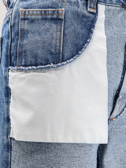 Jeans a gamba dritta con tasche rovesciate thumbnail