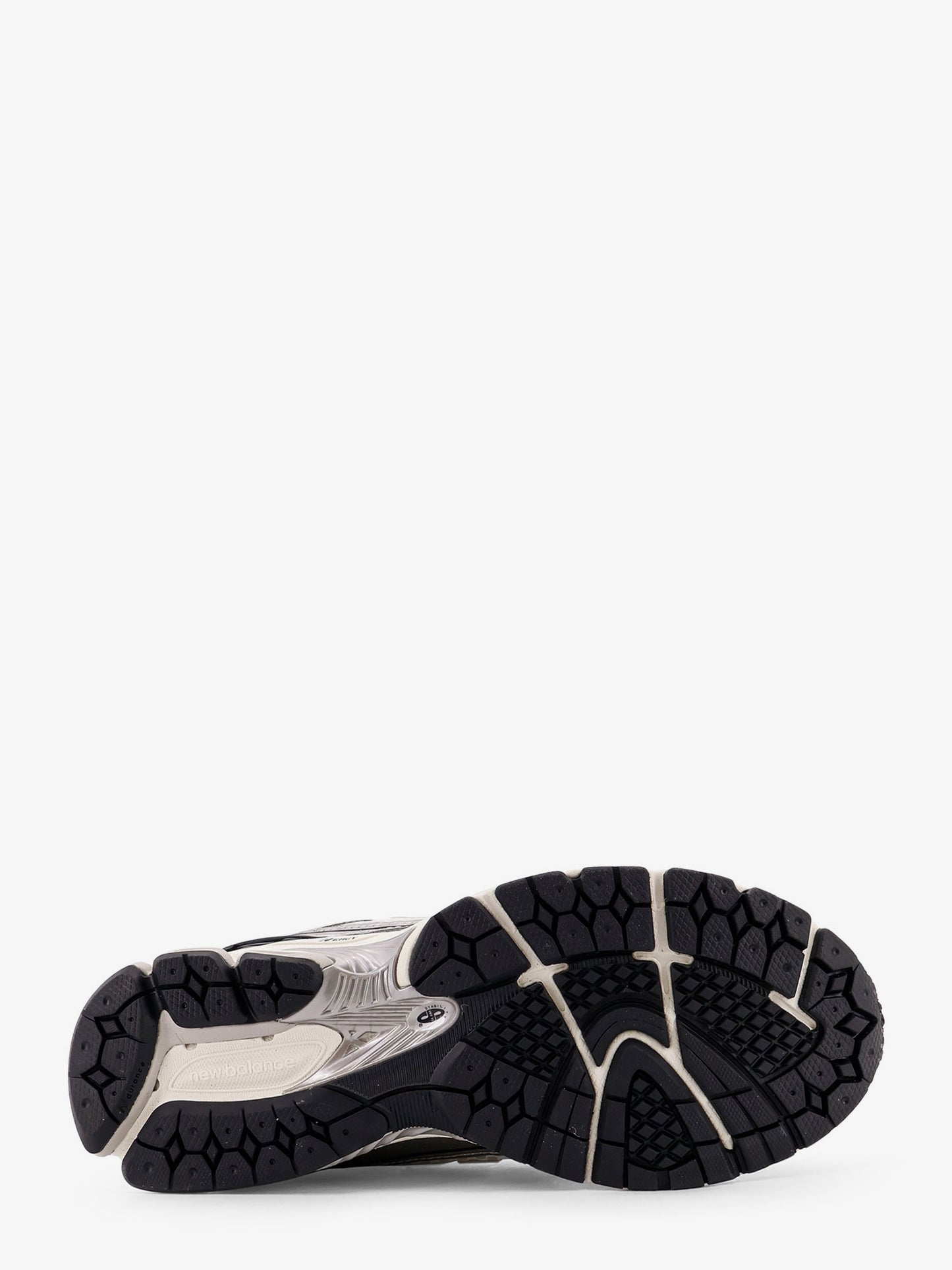 Sneakers 1906R in mesh
