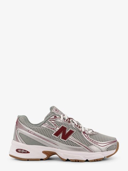 740 mesh sneakers with leather inserts thumbnail