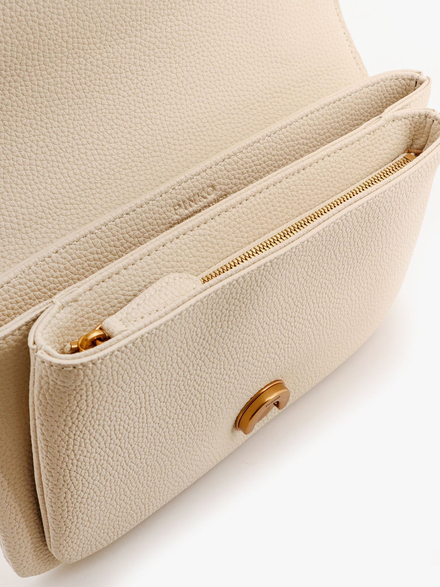 Leather shoulder bag with metal love birds buckle