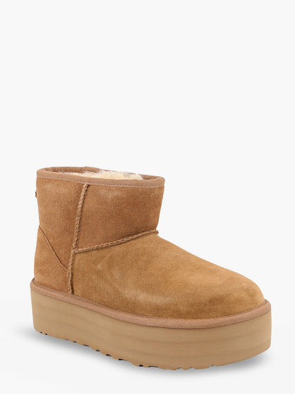 Classic Mini Platform suede ankle boots thumbnail