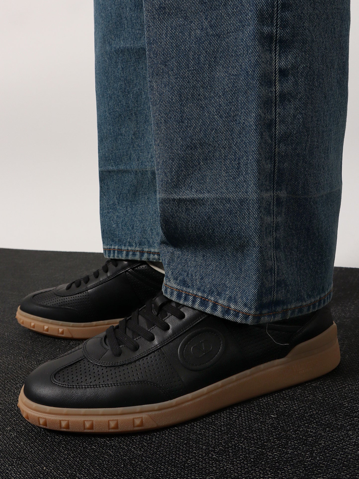 Sneakers low-top Valentino Garavani Upvillage in pelle