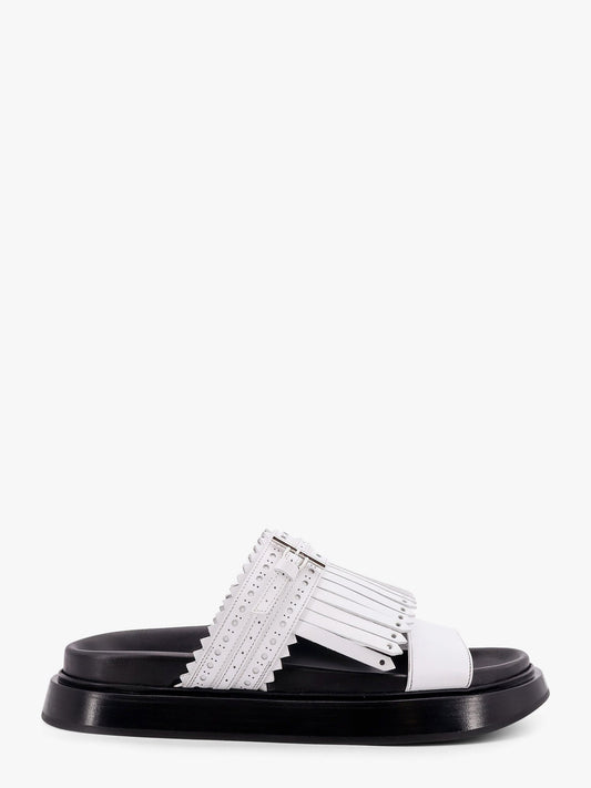 Leather sandals with leather fringe
