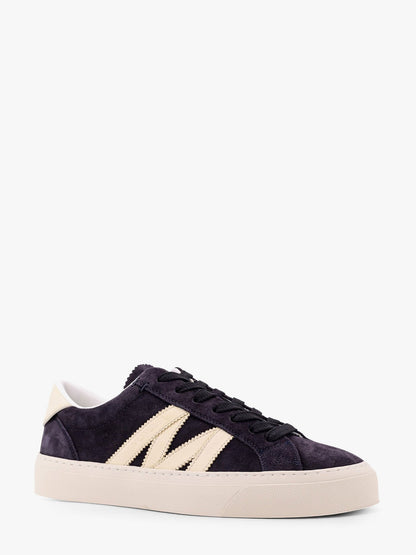 Low-top leather sneakers thumbnail