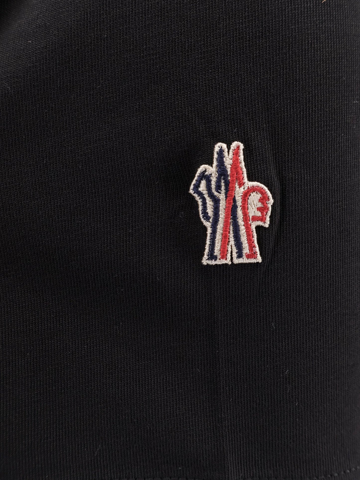 T-shirt in cotone con logo frontale