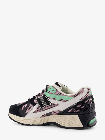 1906U low-top mesh sneakers thumbnail