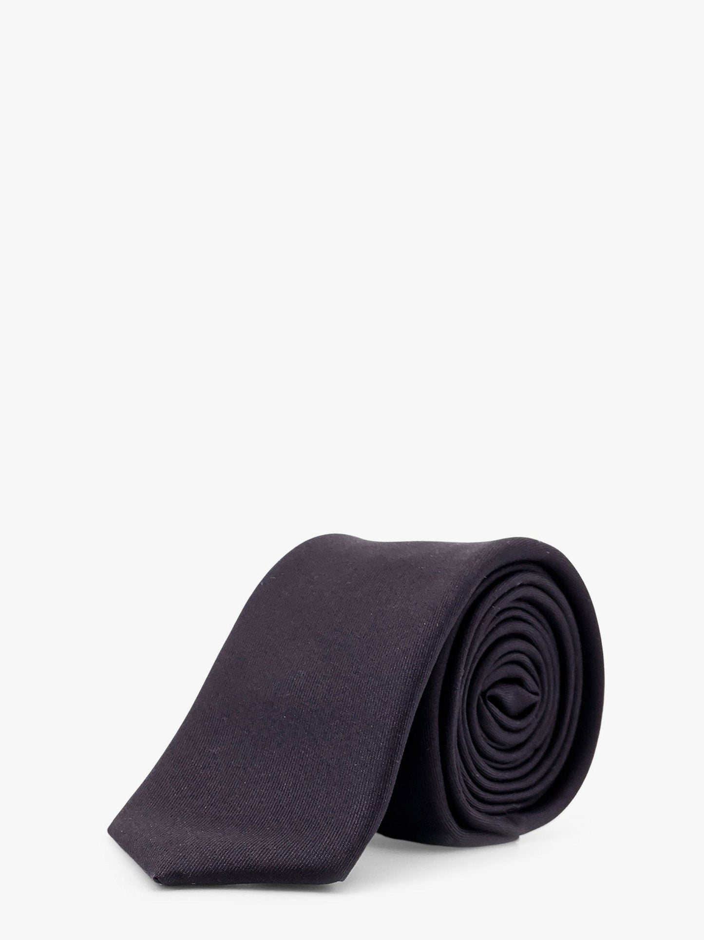 Silk tie