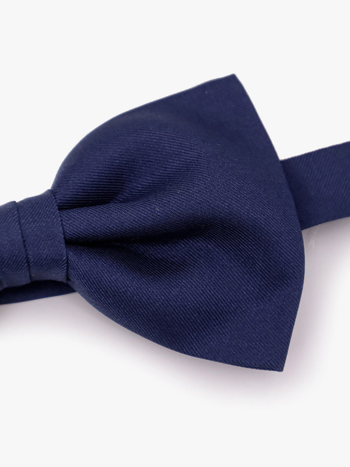 Silk bowtie
