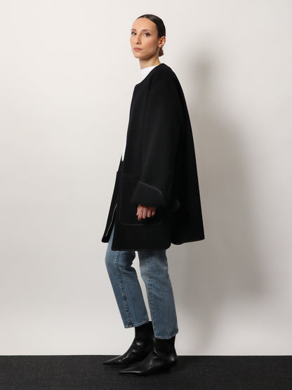 Wool blend coat with lateral slits thumbnail