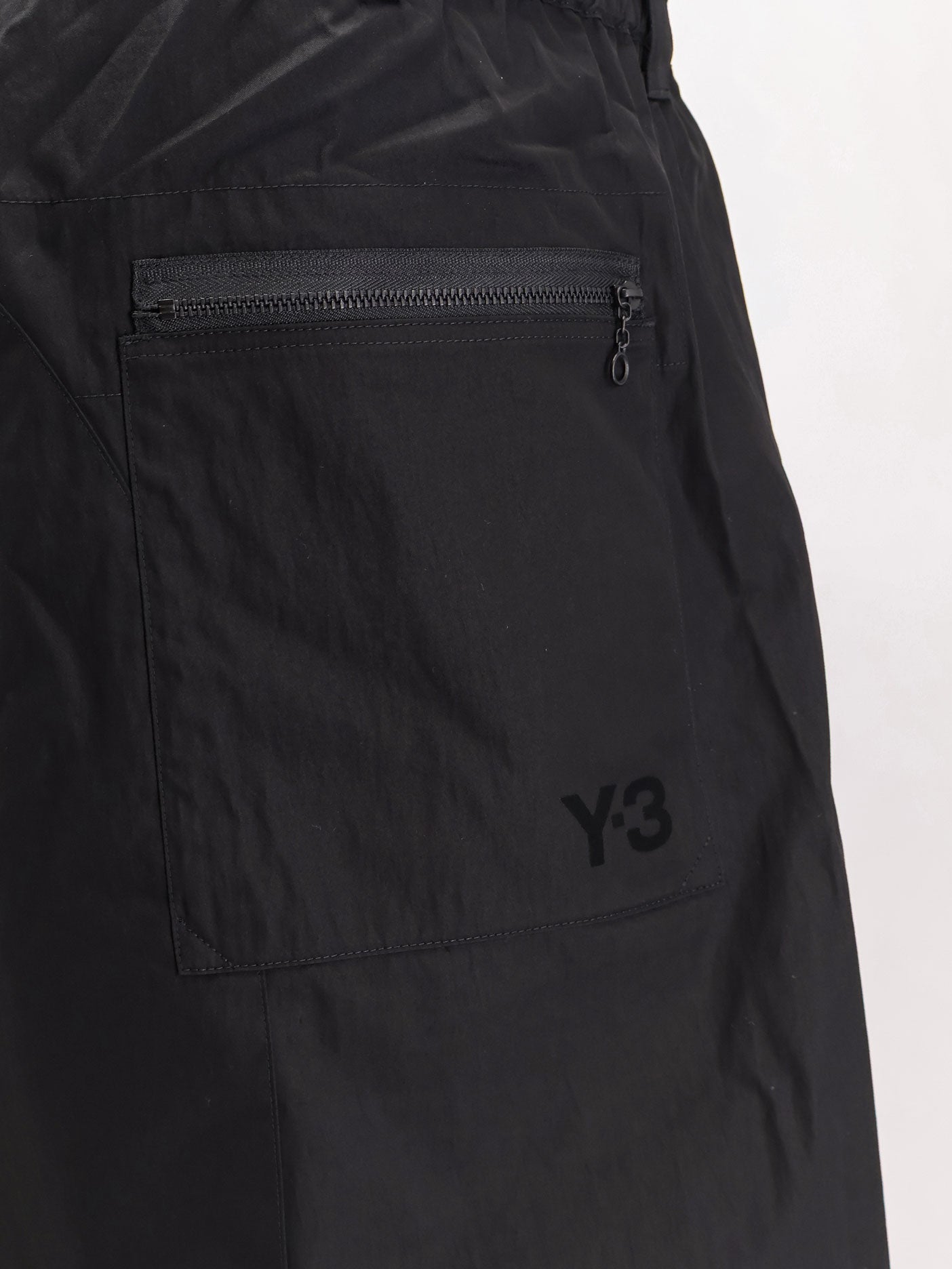 Cotton blend cargo bermuda shorts