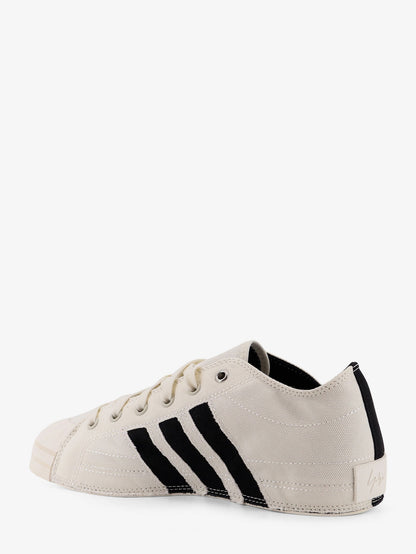 Canvas sneakers with logo on the side thumbnail