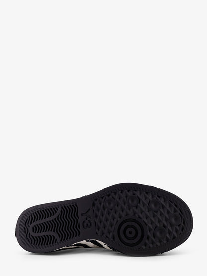 Canvas sneakers with logo on the ide thumbnail