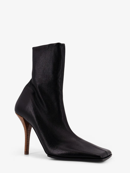 Leather boots thumbnail