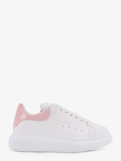 Oversize leather sneakers thumbnail