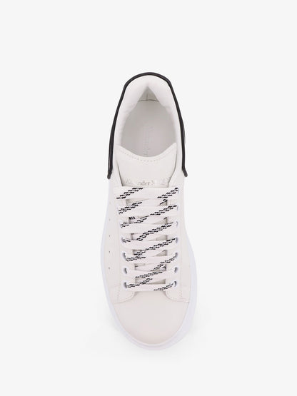 Oversized low-top leather sneakers thumbnail